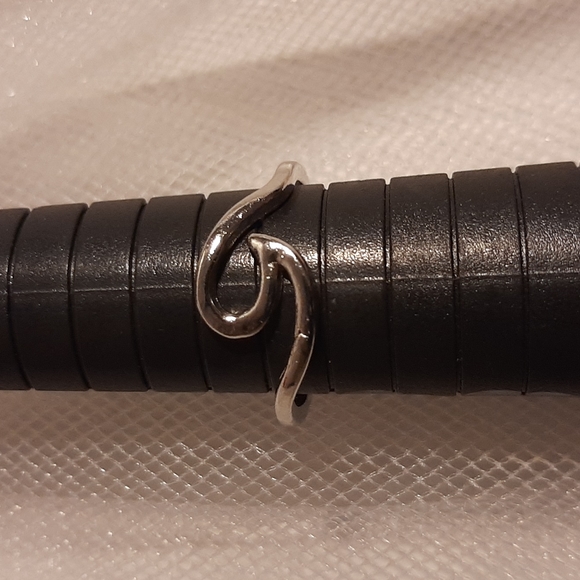 New Silver Seagull Ring - Picture 2 of 3